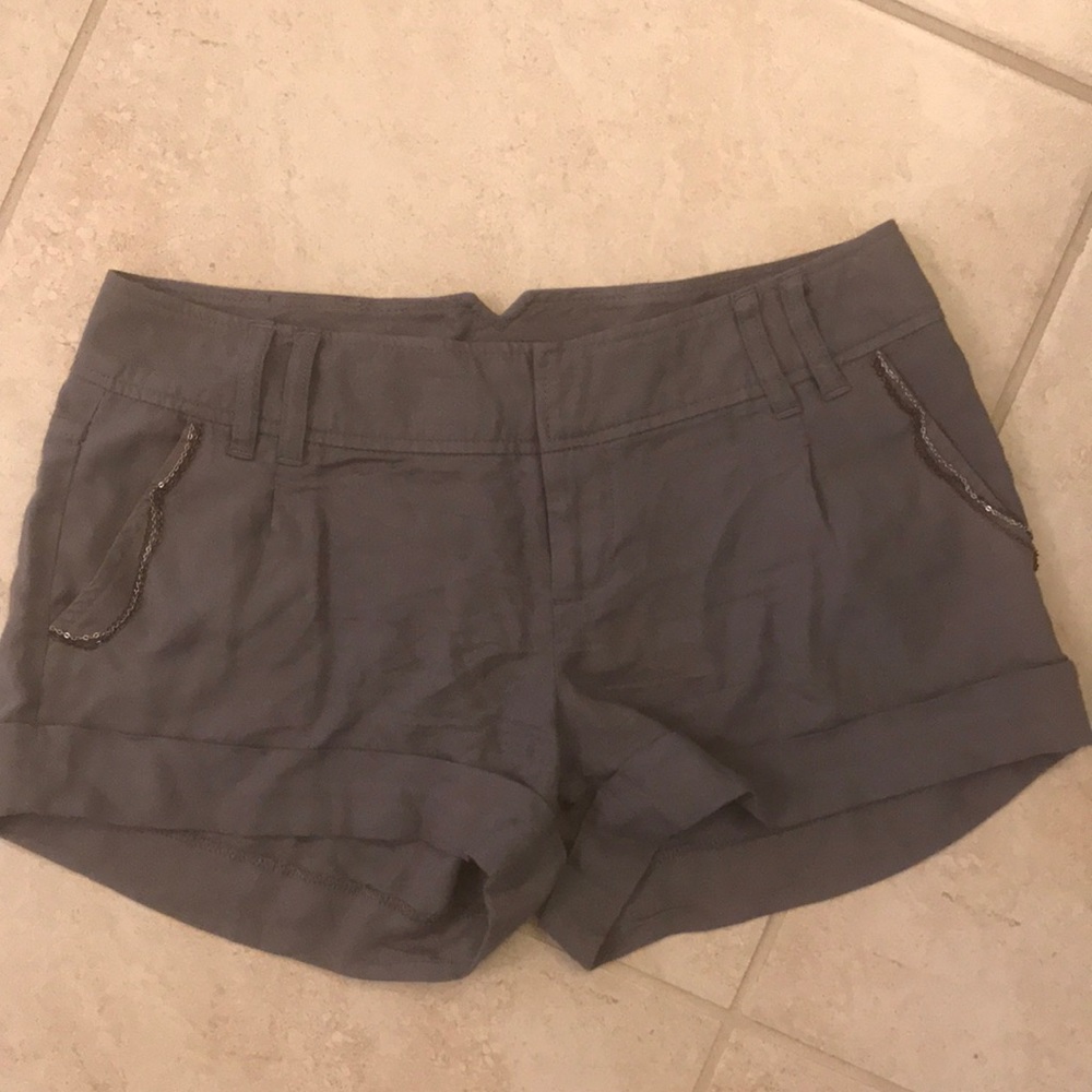 G by guess woman shorts